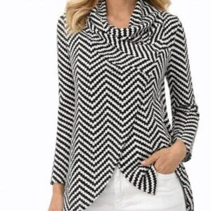 THE LIMITED Shoulder Button Cardigan